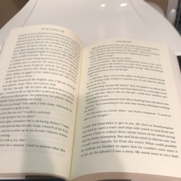 ⚡️FP⚡️Alan Cumming “Not My Father’s Son” book - Picture 6 of 9